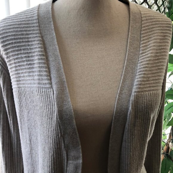 89th + Madison Cardigan - Picture 2 of 5